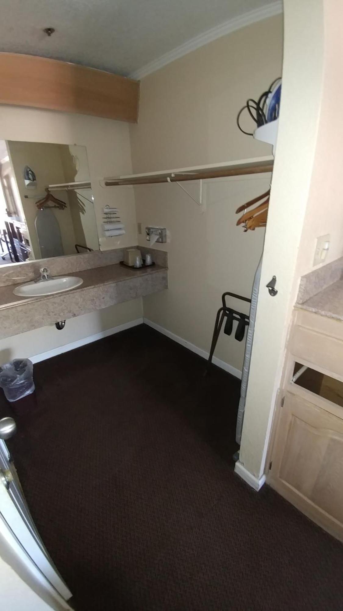 Executive Inn & Suites Σακραμέντο Εξωτερικό φωτογραφία
